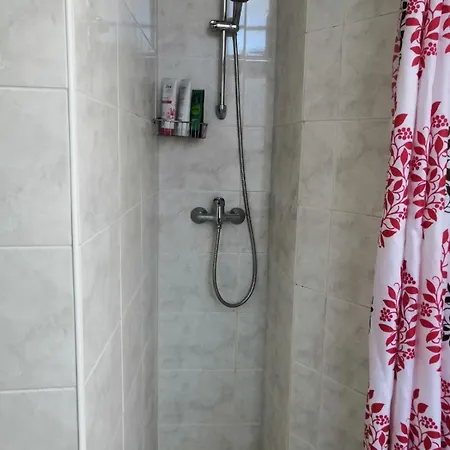 3 Min Walk Old Town Center Private A Privat bolig